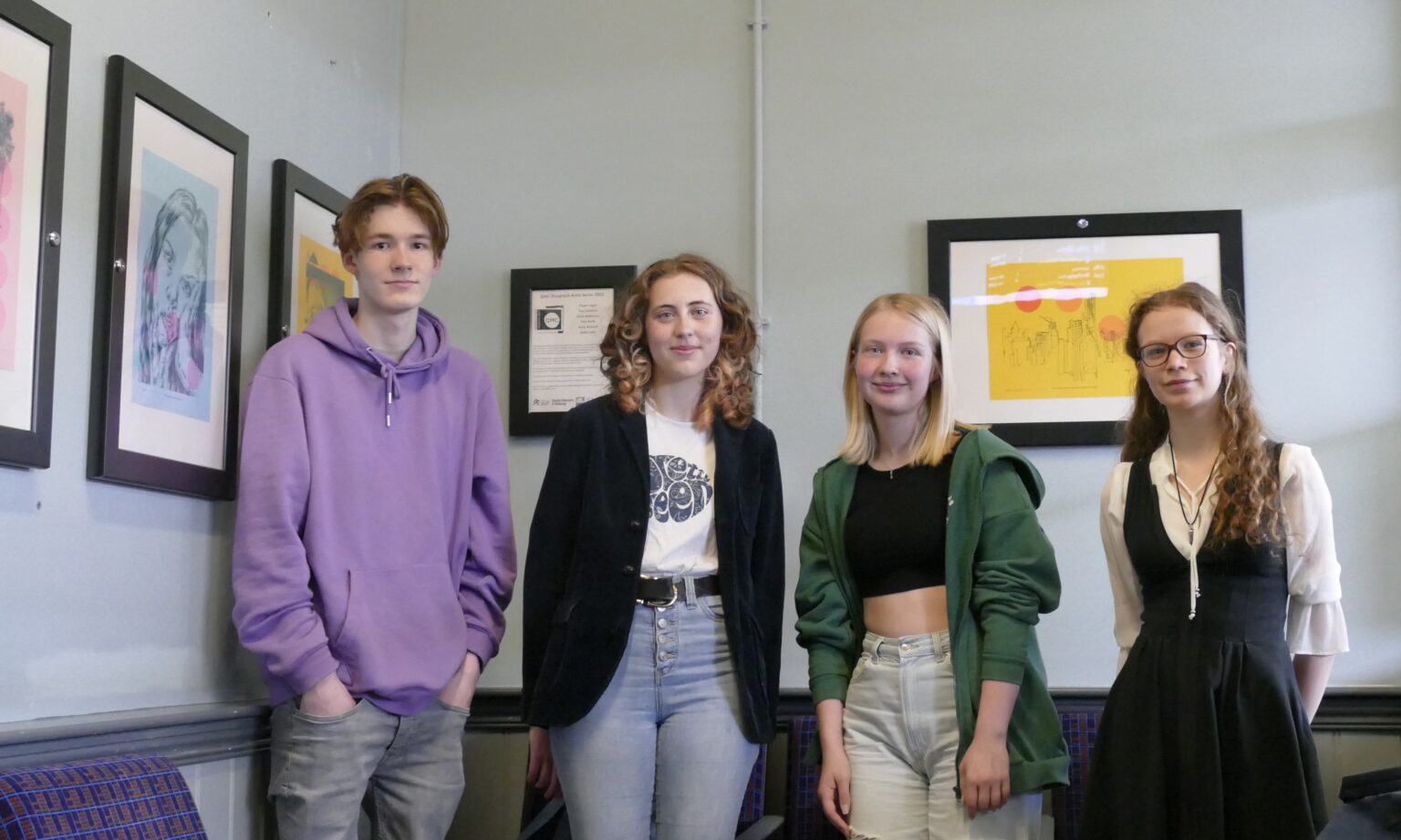 New artwork brightens up Basingstoke station - Community Rail Network