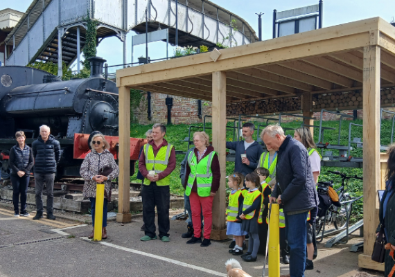 Featured image on posts